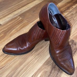 Durango Brown Leather Western Ankle Booties. Size 7.5 M      RD 3523